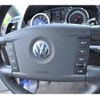 volkswagen touareg 2005 quick_quick_GH-7LBJNA_WVGZZZ7LZ5D076951 image 11