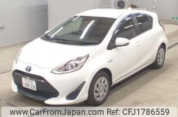 toyota aqua 2018 CFJ1786559