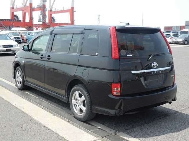 Toyota isis 2009