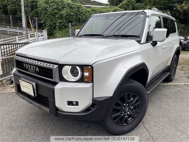 toyota land-cruiser 2024 250522154650 image 2