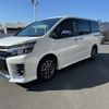 toyota voxy 2017 quick_quick_ZRR80W_ZRR80-0334820 image 3