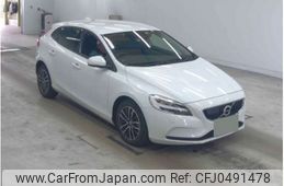 volvo v40 2019 -VOLVO 【福岡 331ﾂ7325】--Volvo V40 DBA-MB4154T--YV1MV2820K2596937---VOLVO 【福岡 331ﾂ7325】--Volvo V40 DBA-MB4154T--YV1MV2820K2596937-