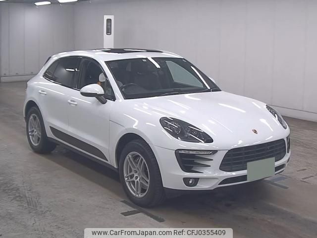 porsche macan 2017 quick_quick_ABA-95BCTM_WP1ZZZ95ZJLB30343 image 1