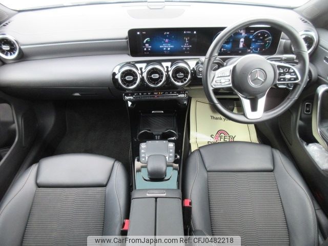 mercedes-benz cla-class 2020 -MERCEDES-BENZ--Benz CLA 5BA-118684M--W1K1186842N120917---MERCEDES-BENZ--Benz CLA 5BA-118684M--W1K1186842N120917- image 2