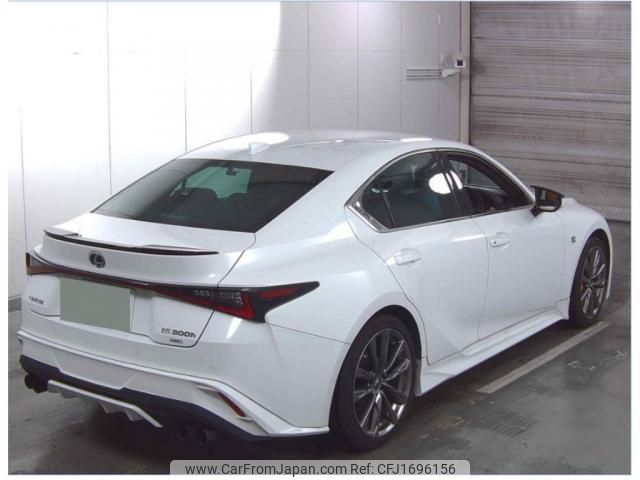 lexus is 2021 CFJ1696156 image 2