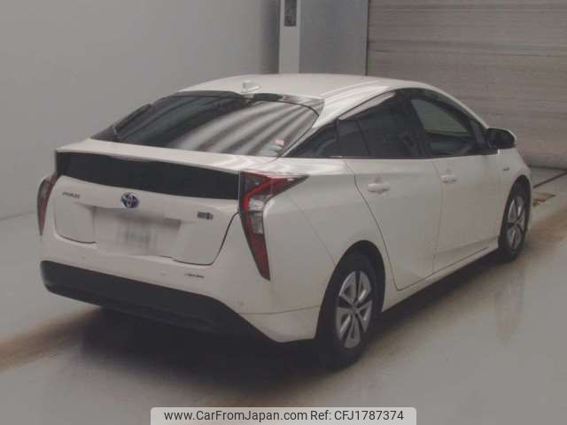 toyota prius 2017 CFJ1787374 image 2