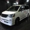 toyota noah 2005 CFJ1726589 image 1