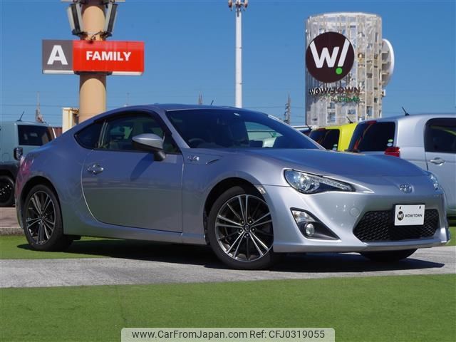 toyota 86 2015 -TOYOTA--86 DBA-ZN6--ZN6-058807---TOYOTA--86 DBA-ZN6--ZN6-058807- image 1