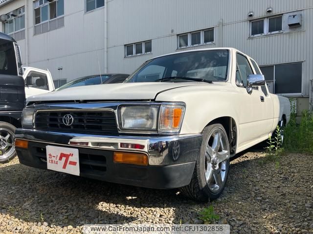 toyota hilux 1995 GOO_NET_EXCHANGE_1157130A30250527W001 image 1