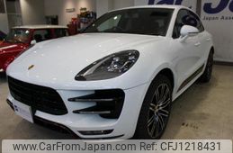 porsche macan 2018 quick_quick_ABA-J1H3_JLB81676