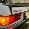 mercedes-benz sl-class 1987 GOO_JP_700057071230240417001 image 16