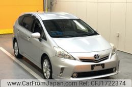 toyota prius-α 2012 CFJ1722374
