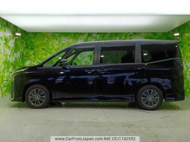 toyota voxy 2023 CFJ1742553 image 2