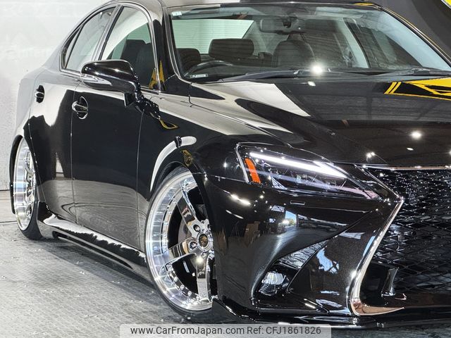 lexus is 2011 CFJ1861826 image 1