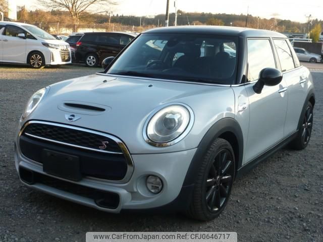 mini mini-others 2018 quick_quick_DBA-XS20_WMWXS720202G72161 image 1