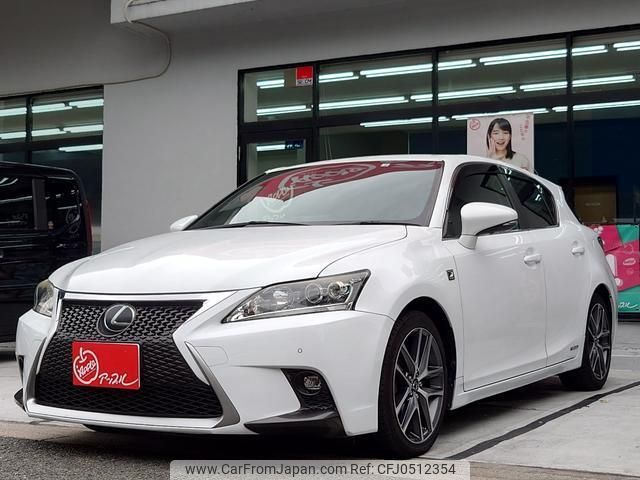 lexus ct 2014 quick_quick_ZWA10_ZWA10-2177424 image 1