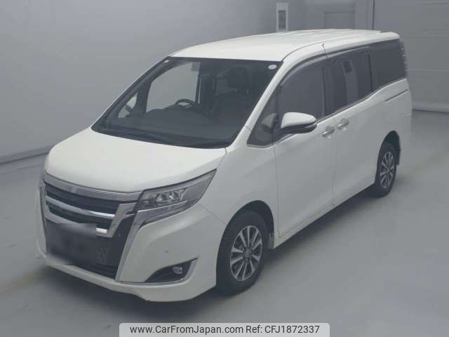 toyota esquire 2018 CFJ1872337 image 1