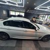 bmw 5-series 2018 quick_quick_JC20_WBAJC320X0WE58457 image 12