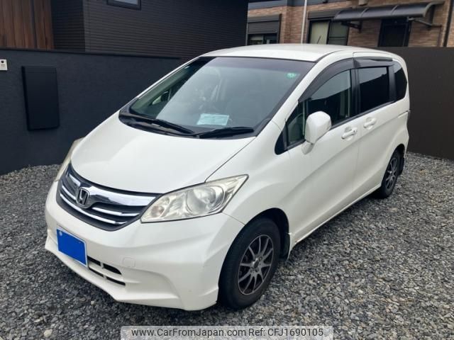 honda freed 2012 CFJ1690105 image 1