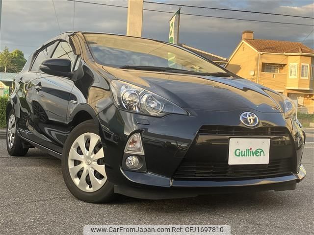 toyota aqua 2014 CFJ1697810 image 1