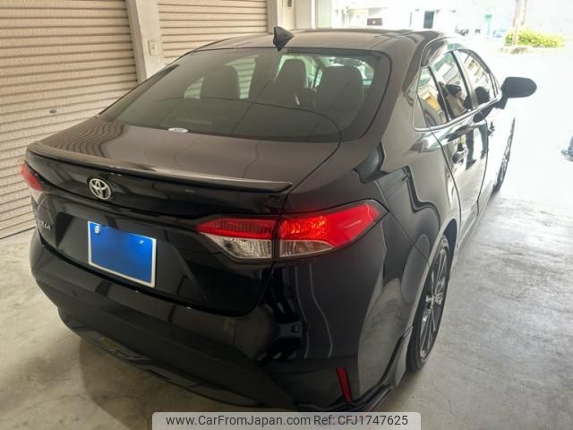 toyota corolla 2022 CFJ1747625 image 2