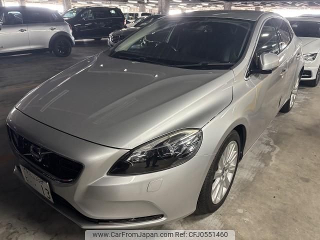 volvo v40 2015 quick_quick_DBA-MB4164T_YV1MV485BF2226218 image 1