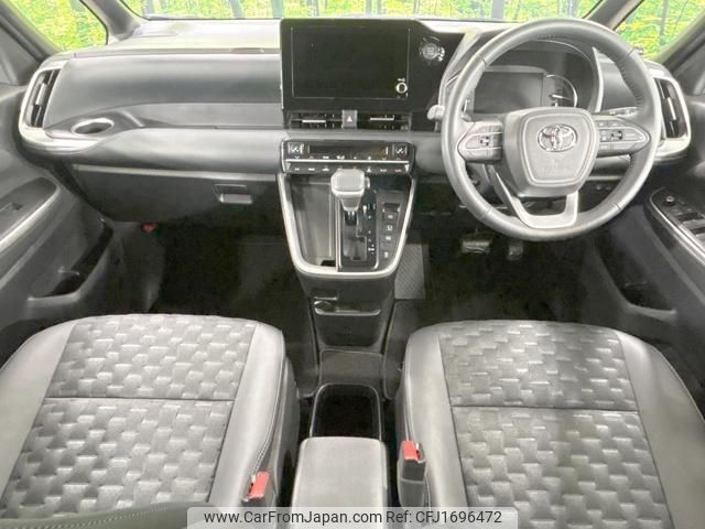 toyota voxy 2024 CFJ1696472 image 2