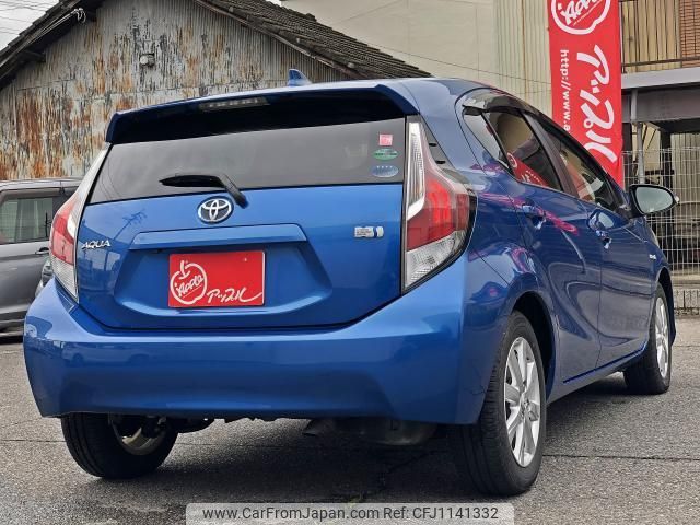 toyota aqua 2017 quick_quick_DAA-NHP10_6575965 image 2