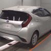 toyota aqua 2022 -TOYOTA--AQUA 6AA-MXPK11--MXPK11-2045301---TOYOTA--AQUA 6AA-MXPK11--MXPK11-2045301- image 2