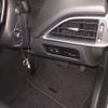 jaguar xe 2017 CFJ1704292 image 9