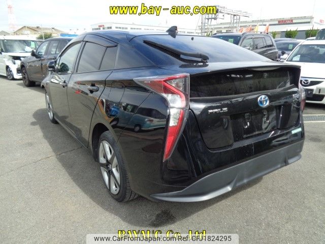 toyota prius 2018 CFJ1824295 image 2
