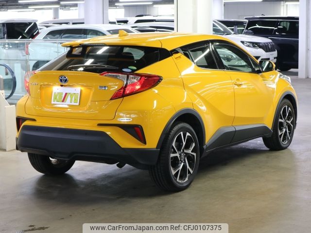 toyota c-hr 2017 -TOYOTA--C-HR DAA-ZYX10--ZYX10-2017038---TOYOTA--C-HR DAA-ZYX10--ZYX10-2017038- image 2