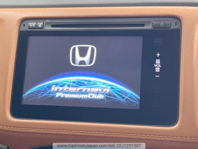 honda vezel 2016 -HONDA--VEZEL DAA-RU3--RU3-1204723---HONDA--VEZEL DAA-RU3--RU3-1204723- image 2