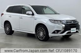 mitsubishi outlander-phev 2017 CFJ1089170