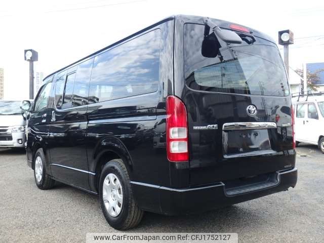 toyota regiusace-van 2011 CFJ1752127 image 2