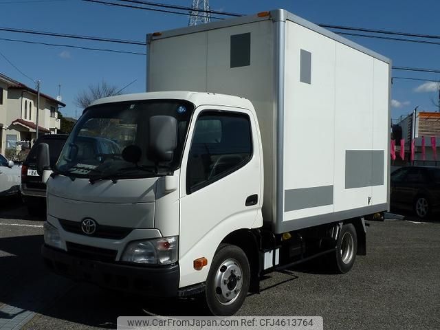 toyota dyna-truck 2013 GOO_NET_EXCHANGE_0504287A30200221W003 image 1