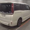 toyota noah 2018 CFJ1652072 image 2