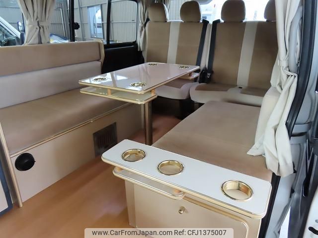 toyota hiace-wagon 2013 GOO_JP_700040301030250704001 image 2