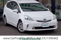 toyota prius-α 2011 CFJ1390442