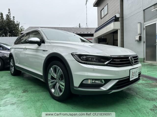 volkswagen passat-alltrack 2018 CFJ1839091 image 2