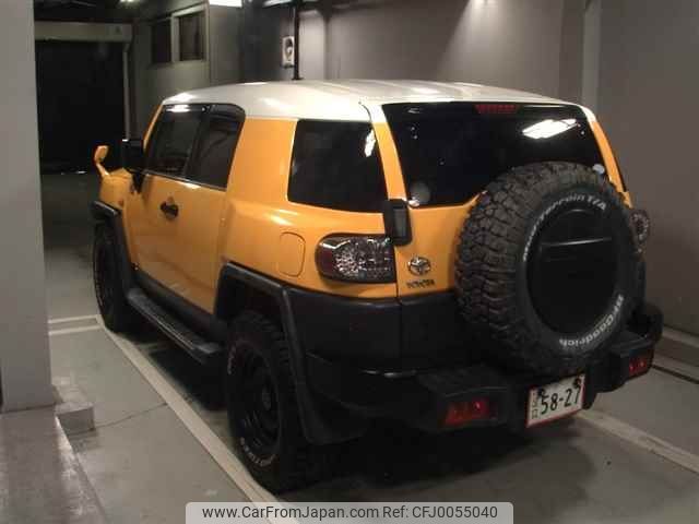 toyota fj-cruiser 2011 -TOYOTA--FJ Curiser GSJ15W-0114861---TOYOTA--FJ Curiser GSJ15W-0114861- image 2