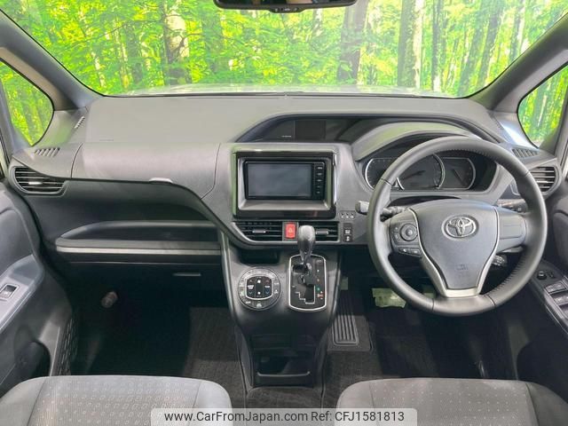 toyota voxy 2015 CFJ1581813 image 2