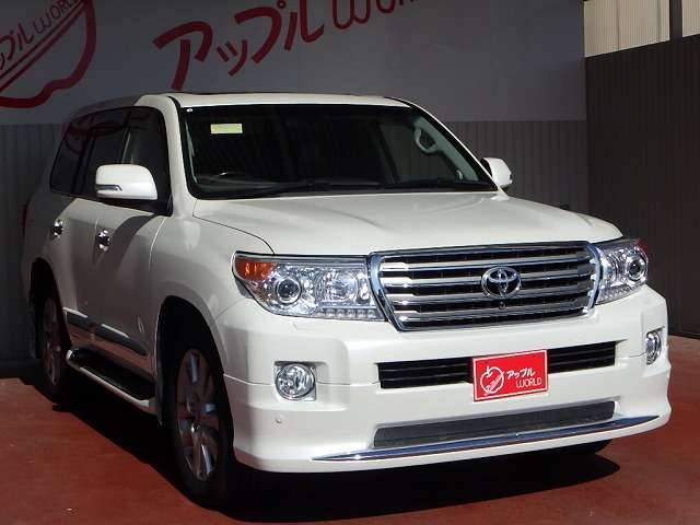 2018 Toyota Land Cruiser CBA-URJ202W 4WD - Car Price $45,718