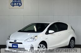 toyota aqua 2013 -TOYOTA--AQUA DAA-NHP10--NHP10-6208900---TOYOTA--AQUA DAA-NHP10--NHP10-6208900-