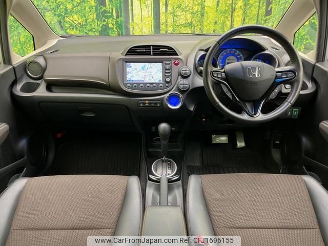 honda fit-shuttle-hybrid 2011 CFJ1696155 image 2