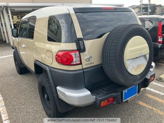 toyota fj-cruiser 2011 CFJ1736462 image 2