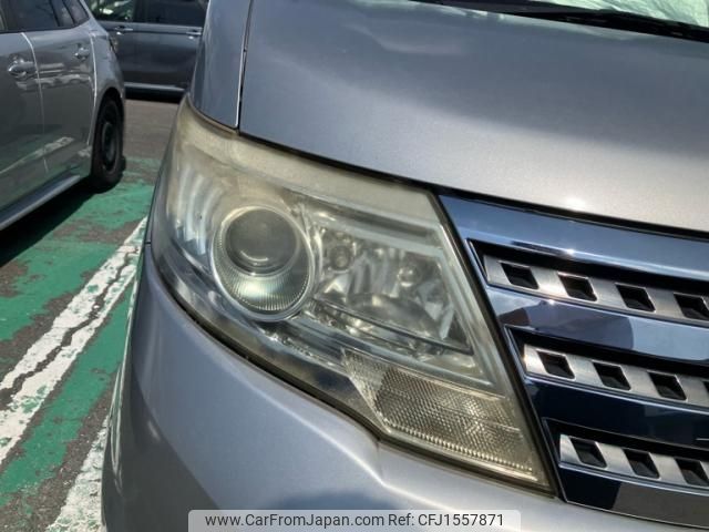 nissan serena 2010 CFJ1557871 image 2