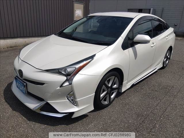 toyota prius 2016 -TOYOTA--Prius DAA-ZVW55--ZVW55-8024075---TOYOTA--Prius DAA-ZVW55--ZVW55-8024075- image 1