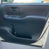 toyota voxy 2018 CFJ1509233 image 42