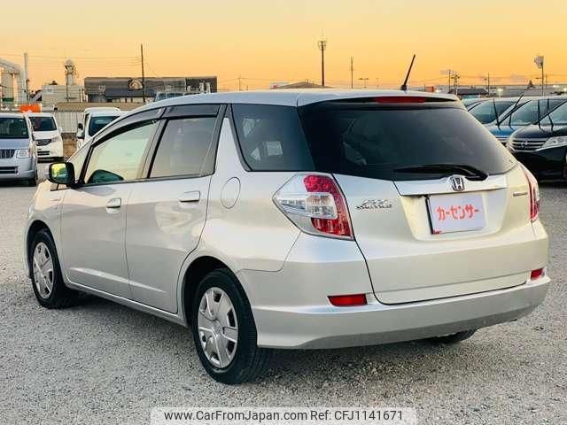 honda fit-shuttle-hybrid 2013 quick_quick_DAA-GP2_GP2-3203263 image 2